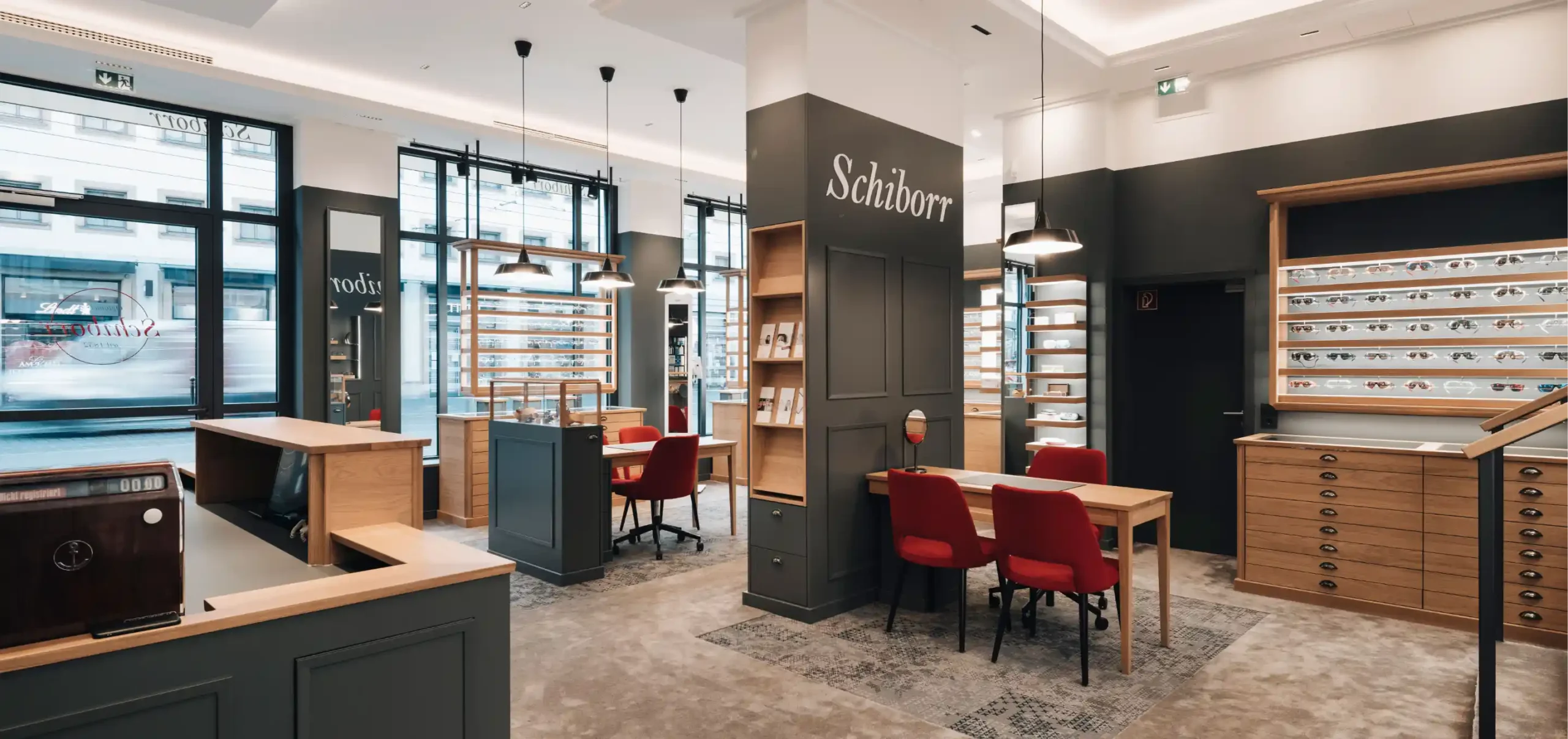 Optikergeschäft, Verkaufsraum Schiborr, Stadt Würzburg, Lichtkonzept, Möbelddesign, Raumkonzept